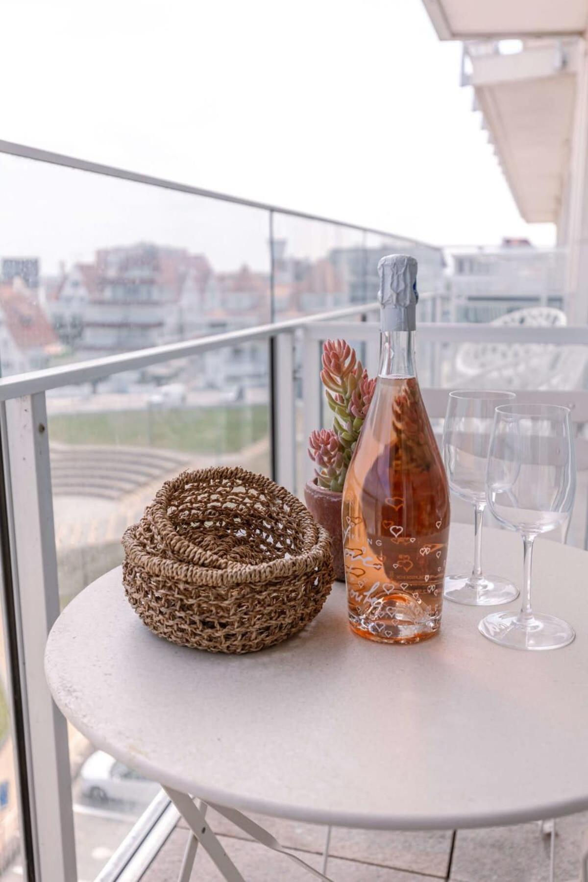 Stunning Studio With Sea-View And Terrace Knokke-Heist Exterior foto